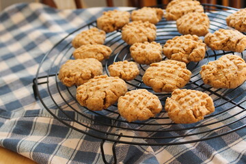 vegan peanut butter cookies homemade