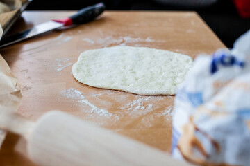 Pizza, pasta e rustici. Calzone fritto napoletano. Rustico tipico della tradizione italiana napoletana.
