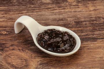 Black Pepper sauce in the bowl