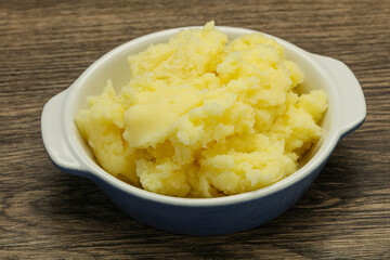 Mashed potato in the bowl