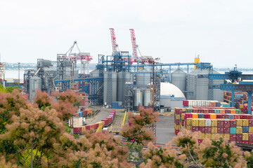 elevator in the port