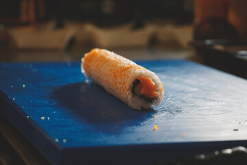 Sushi natural preparado calido calidad