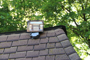 power light on the roof