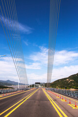 Fototapeta na wymiar The gigantic grand bridge and beautiful skyline panorama.