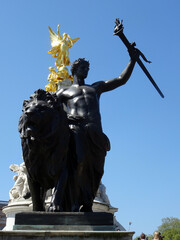 StatuteVictoria memorial