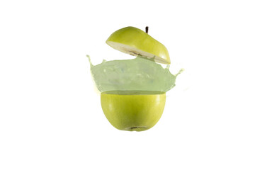Green apples splattered with water splashes