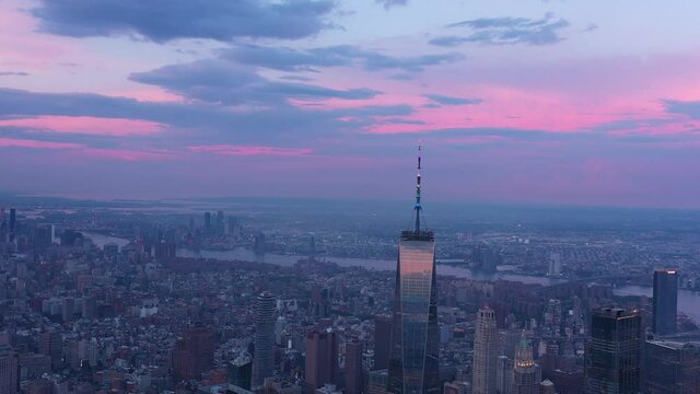 4K RAW Footage in D-log: New York City Skyline and its waterfront at sunset. Amazing view of Manhattan, NYC, USA