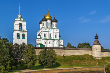 Fototapeta na wymiar Krom in Pskov, Russia