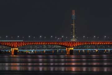 Fototapeta premium Seongsu bridge at night