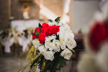 wedding bouquet of roses