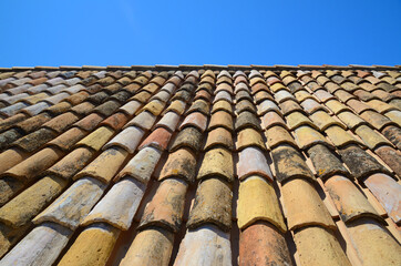 ドゥブロヴニクの伝統的な屋根瓦