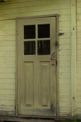 Obraz premium old wooden door