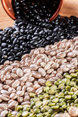 Grain variety - Black beans, carioca beans, chickpeas and peas