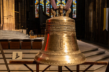 Fototapeta premium Cloche de la cathédrale de Metz, elle s'appelle Paul. Elle sonne en do#4, elle pèse 500 kg,