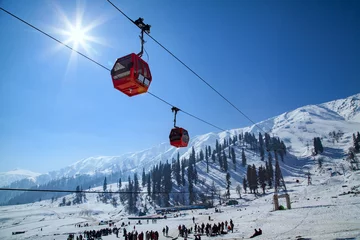 Fototapete Gondeln Gandola Cable car in Gulmarg  © artqu