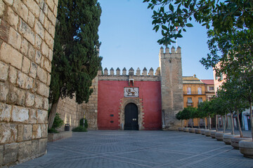 Alcázar de Sevilla, Puerta del León, Andalucía, España 