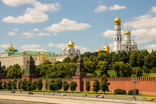 Kremlin Walls Photos Royalty Free Images Graphics Vectors Videos Adobe Stock