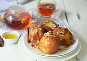 Baked apples, slow cooked with no sugar