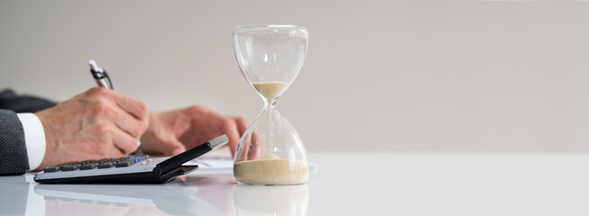 Late Invoice And Hourglass Deadline Working