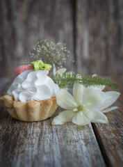 wedding cake with flowers