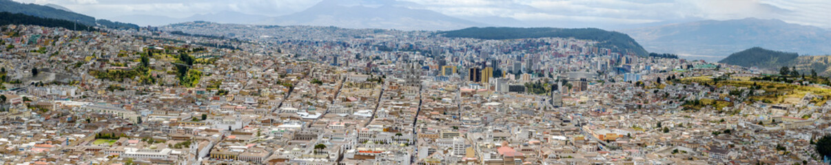 Fototapeta na wymiar Quito City Panorama 