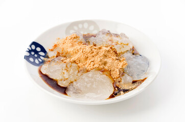 くず餅の黒蜜ときな粉かけ