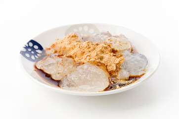くず餅の黒蜜ときな粉かけ