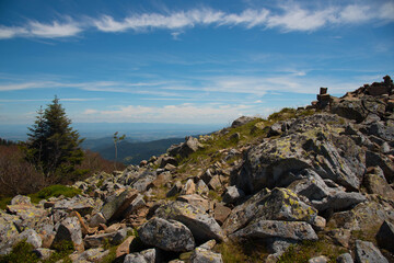 Blick vom Klintzkopf in die Bergwelt der Vogesen