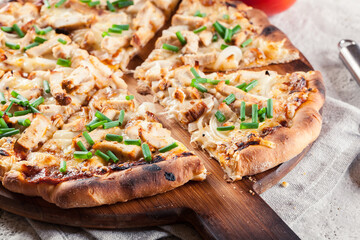 Spicy pizza with chicken gyros