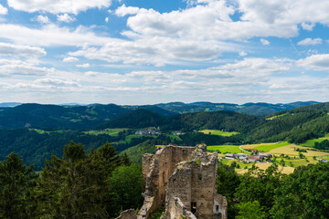 Fototapeta na wymiar Panorama Aussicht von der Burgruine Prandegg im Mühlviertel Oberösterreich