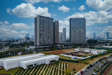 Fototapeta na wymiar Fotos aéreas de São Paulo, feitas por um drone Mavic 2 Pro