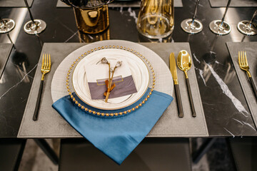 restaurant table setting