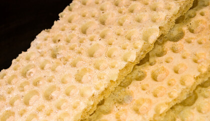 diabetic diet crunches - crispy waffle crispbread from wheat, texture