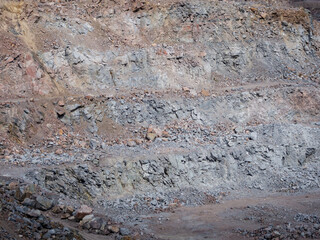 granite quarry, the cut method open-pit mining