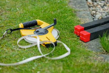 土地の境界　不動産　測量　イメージ