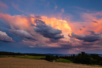 Fototapeta na wymiar Gewitterwolken