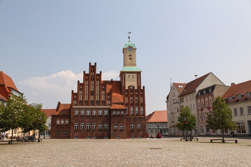 Marktplatz mit Rathaus in Wittstock/Dosse