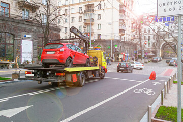 Car evacuation service. Parking violation. Parking in a prohibited place.