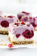 Raw Cake mit Früchten