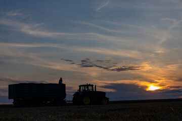 Obraz premium Agricultural Season Harvest Time, Colorful Dramatic Sky At Sunset