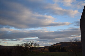 Obraz premium the landscapes and the sky cloudy at sunset.