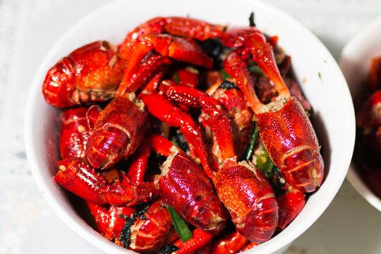 Crayfish in a bowl