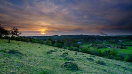 Fototapeta premium Sunset over the Meon valley village of Soberton, Hampshire, UK