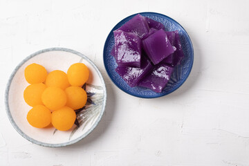 Layer Sweet Cake (Kanom Chan) and Thong Yod Dessert on Plate