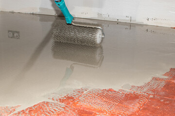 self-leveling screed, new floor layer, close-up view
