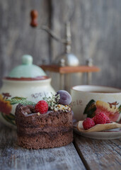 cheesecake with berries