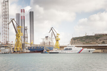 Naklejka premium shipping dockyard in malta