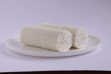 Puttu_white plate_white BG
