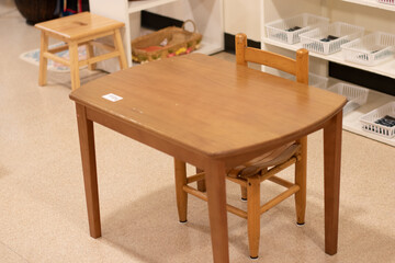 Children table and chair
