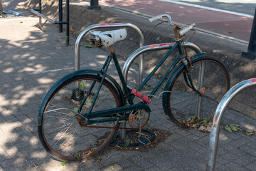 Fototapeta na wymiar Old Bicycle
